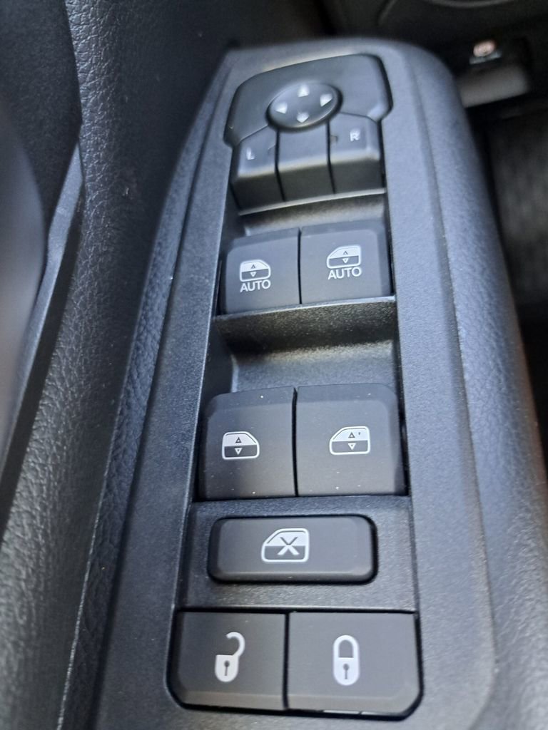 New 2025 RAM 1500 Tradesman image 17