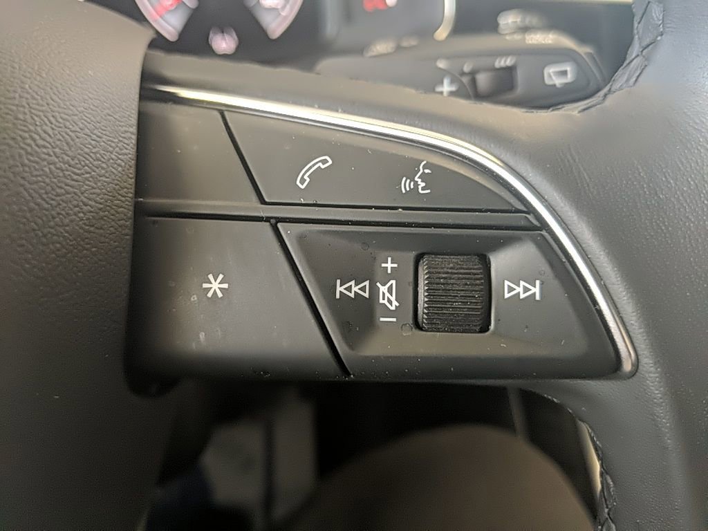 Used 2022 Audi Q8 Premium Plus w/ Premium Plus Package image 20