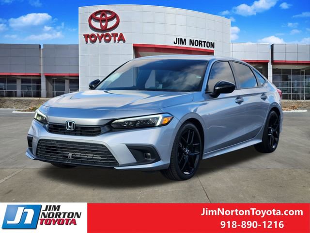 Used 2023 Honda Civic Sport image 3