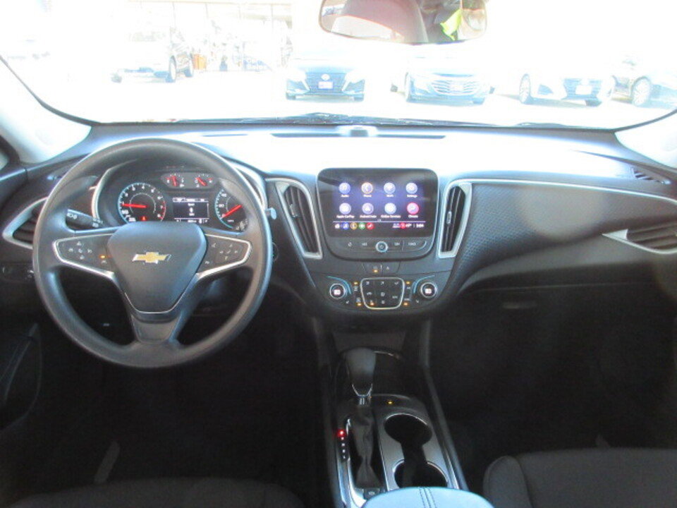 Used 2024 Chevrolet Malibu LT image 12