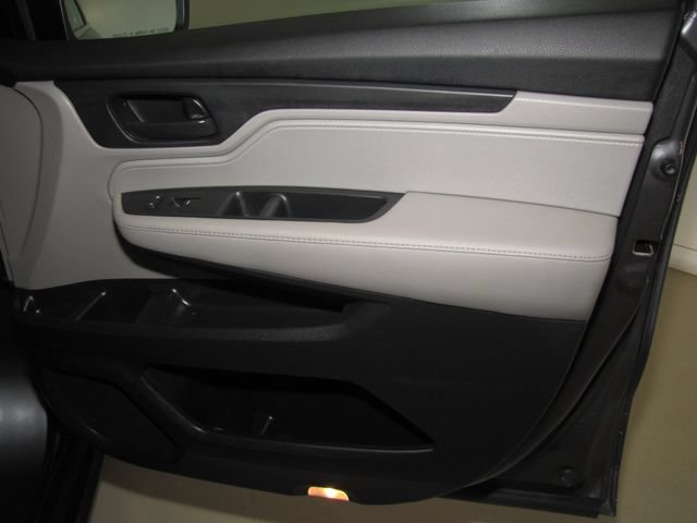 Certified 2018 Honda Odyssey EX-L image 19