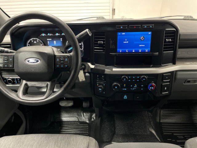 Used 2023 Ford F350 XL AWD/4WD image 13
