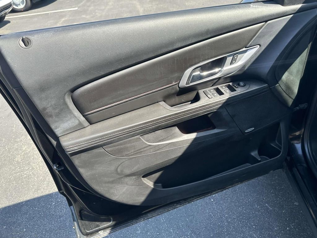 Used 2017 GMC Terrain SLE w/ Driver Alert Package I FWD image 14