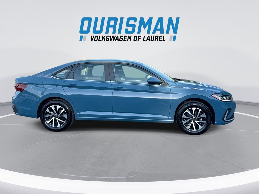 Used 2025 Volkswagen Jetta S FWD image 9