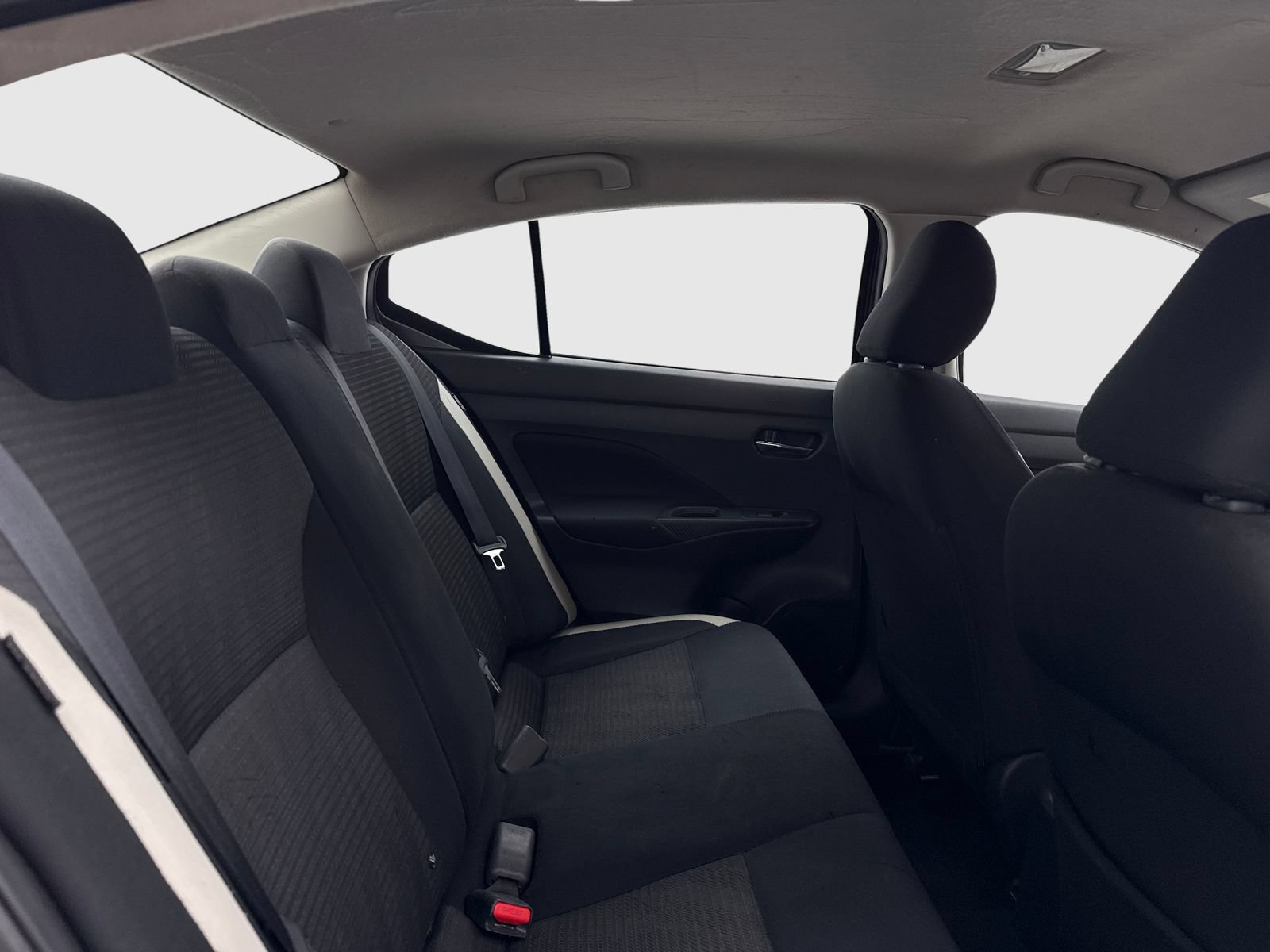Used 2021 Nissan Versa SV FWD image 42