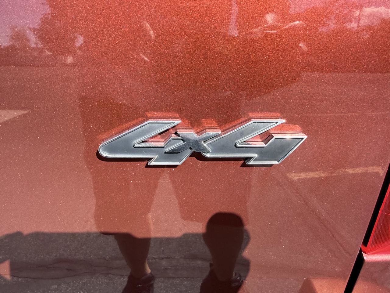 Used 2010 Ford Explorer Sport Trac XLT AWD/4WD image 10