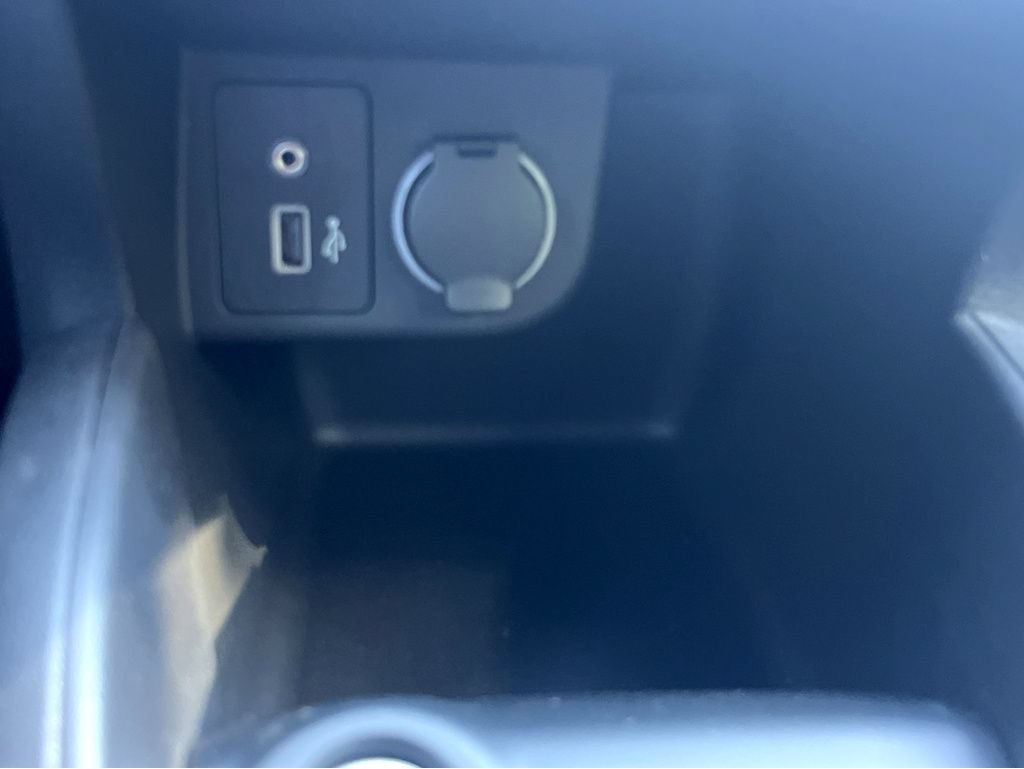 Certified 2023 Nissan Kicks SV FWD image 31