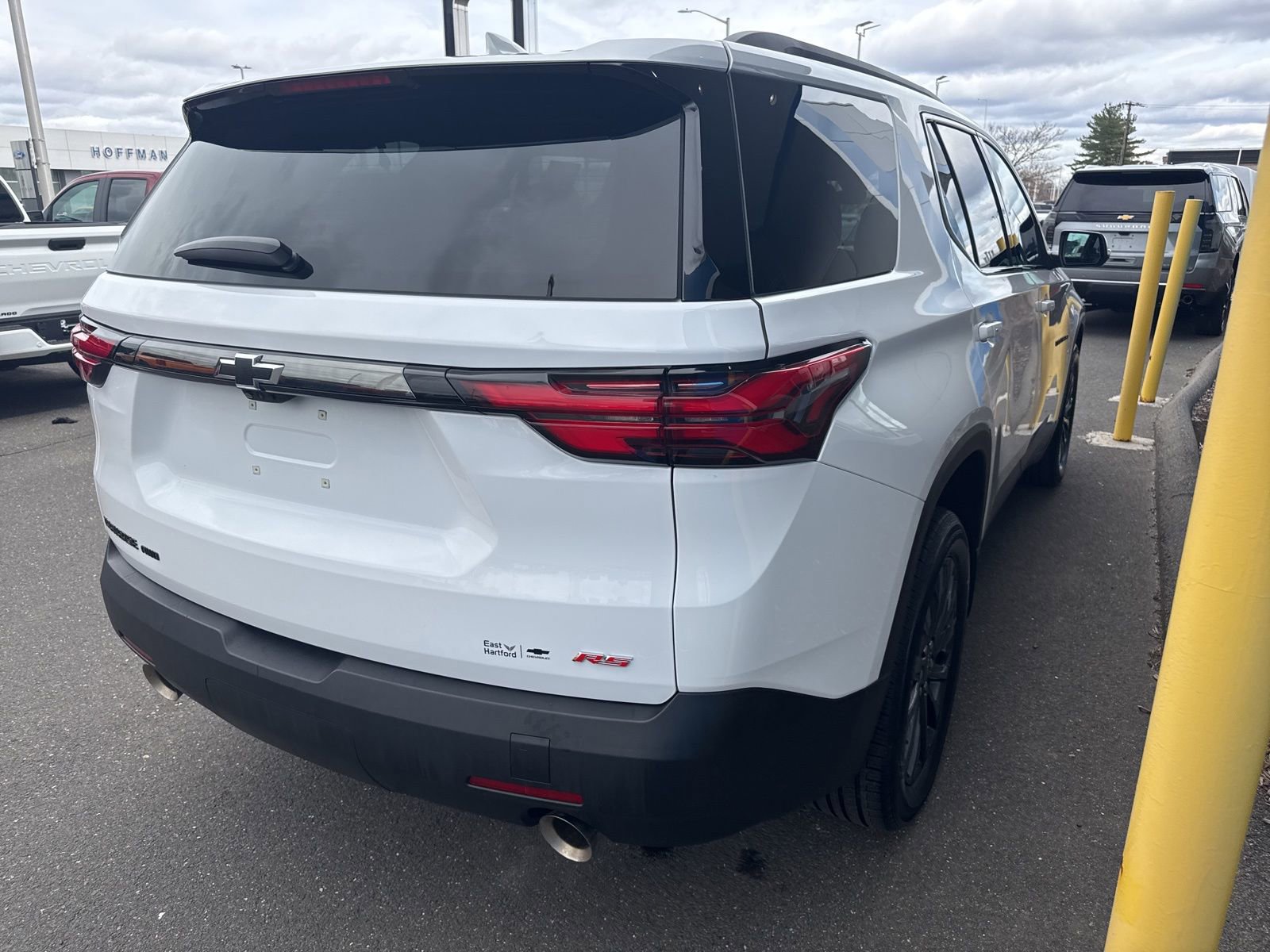 Used 2023 Chevrolet Traverse RS image 6