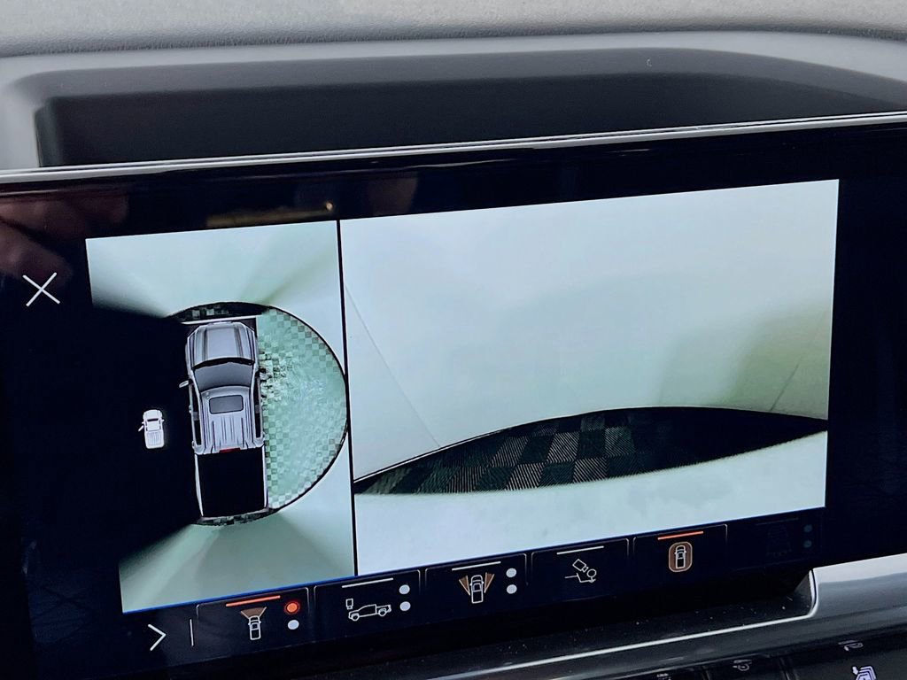 New 2026 GMC Sierra 1500 SLT w/ SLT Premium Plus Package image 13