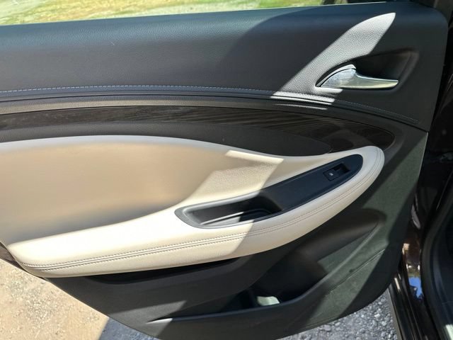 Used 2020 Buick Envision Essence w/ Experience Buick Package AWD/4WD image 14