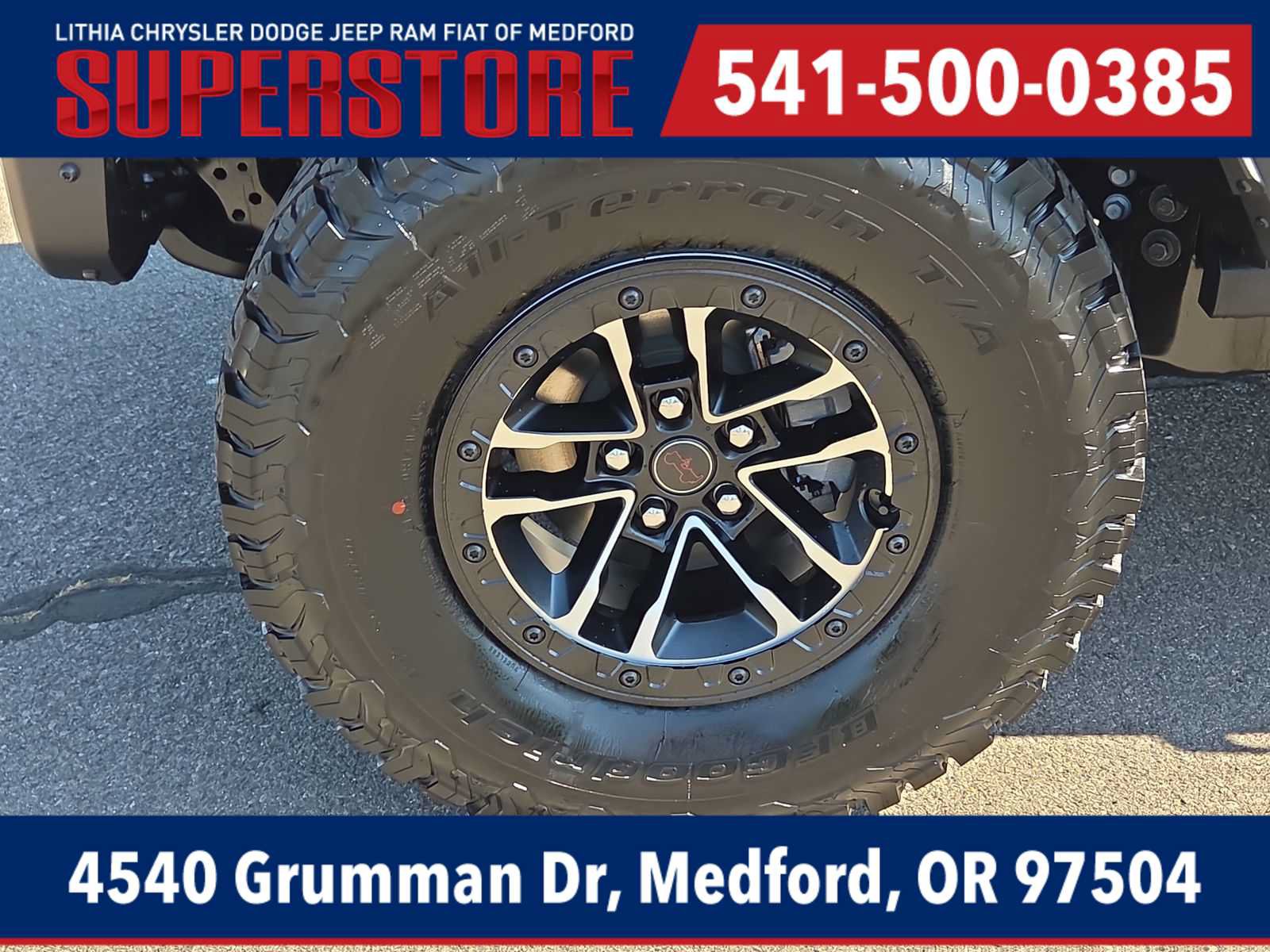New 2026 Jeep Wrangler Unlimited Rubicon w/ Xtreme 35 Tire Package AWD/4WD image 16