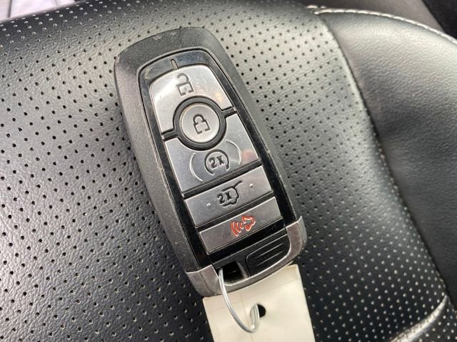 Used 2023 Ford Escape Platinum AWD/4WD image 20