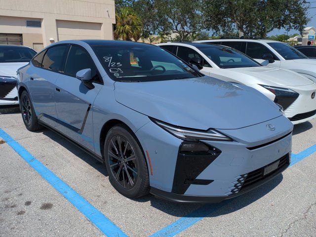 New 2026 Lexus ES 350h AWD image 3