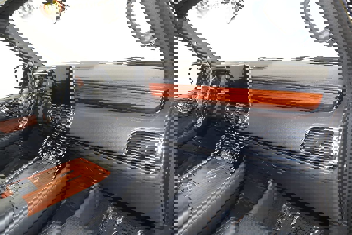 Used 2024 Lincoln Navigator Reserve AWD/4WD image 45