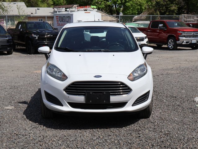 Used 2015 Ford Fiesta SE FWD image 2
