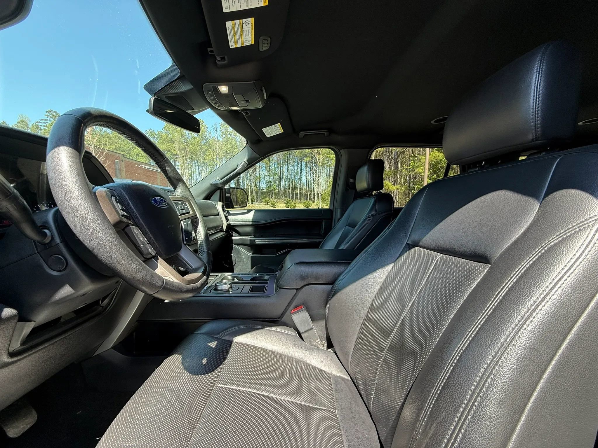 Used 2020 Ford Expedition Max XLT w/ Equipment Group 202A RWD image 12
