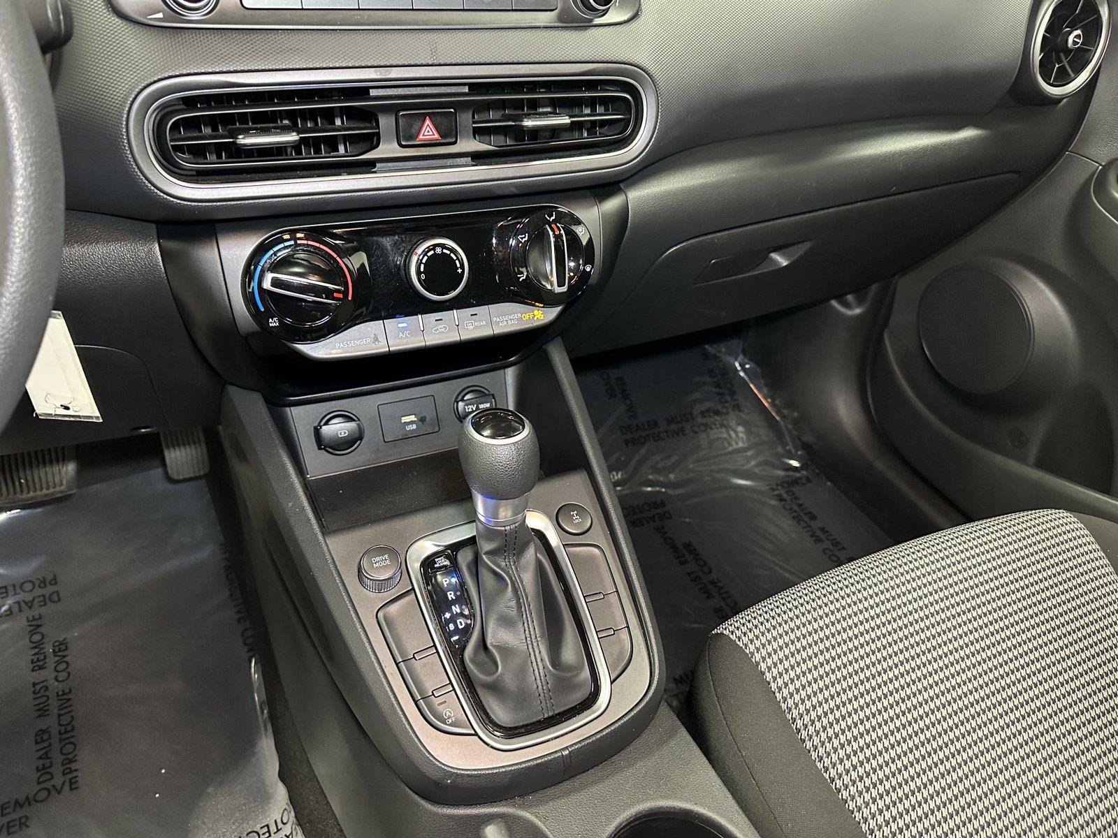 Used 2022 Hyundai Kona SE w/ Cargo Package AWD/4WD image 28