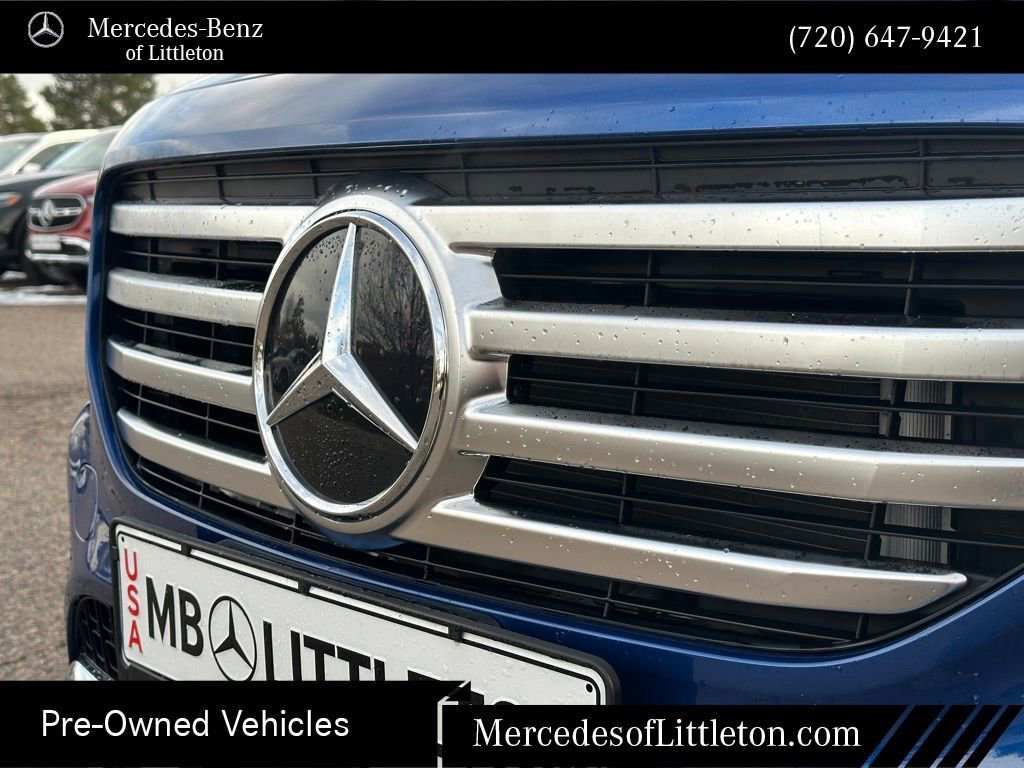Certified 2025 Mercedes-Benz GLB 250 4MATIC image 9