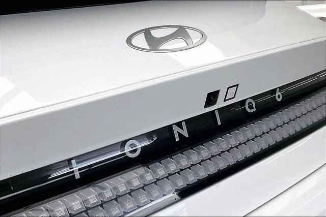 Certified 2024 Hyundai Ioniq 6 SEL AWD/4WD image 9