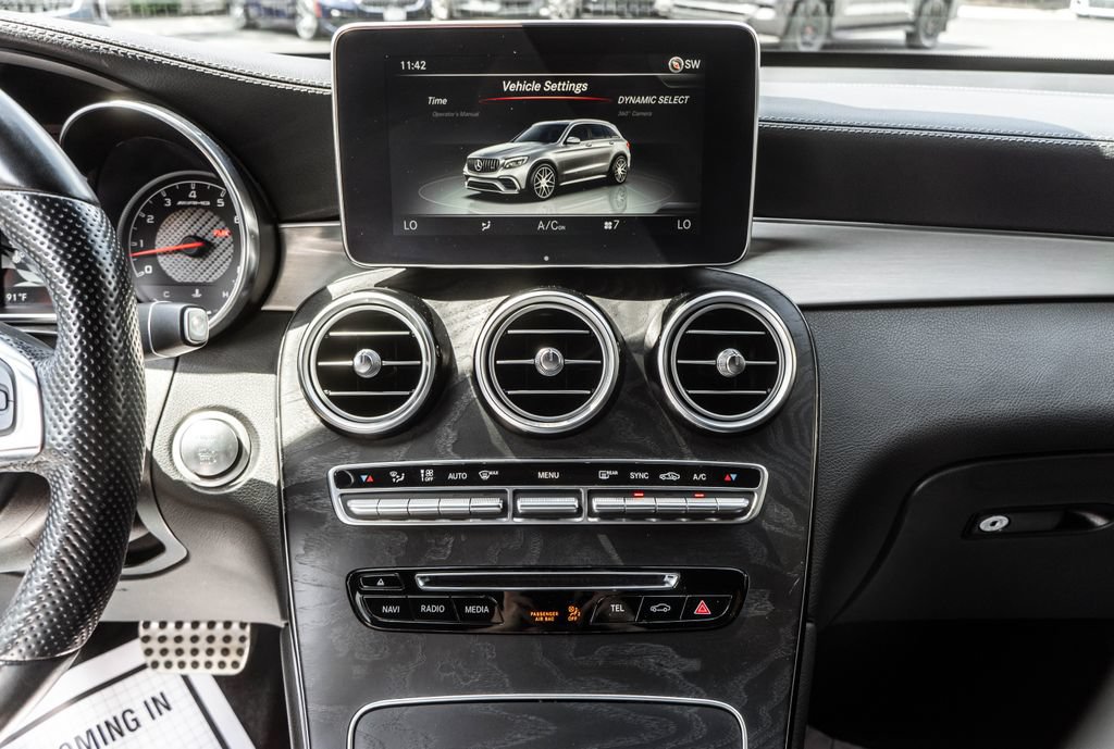 Used 2019 Mercedes-Benz GLC 63 AMG 4MATIC image 21