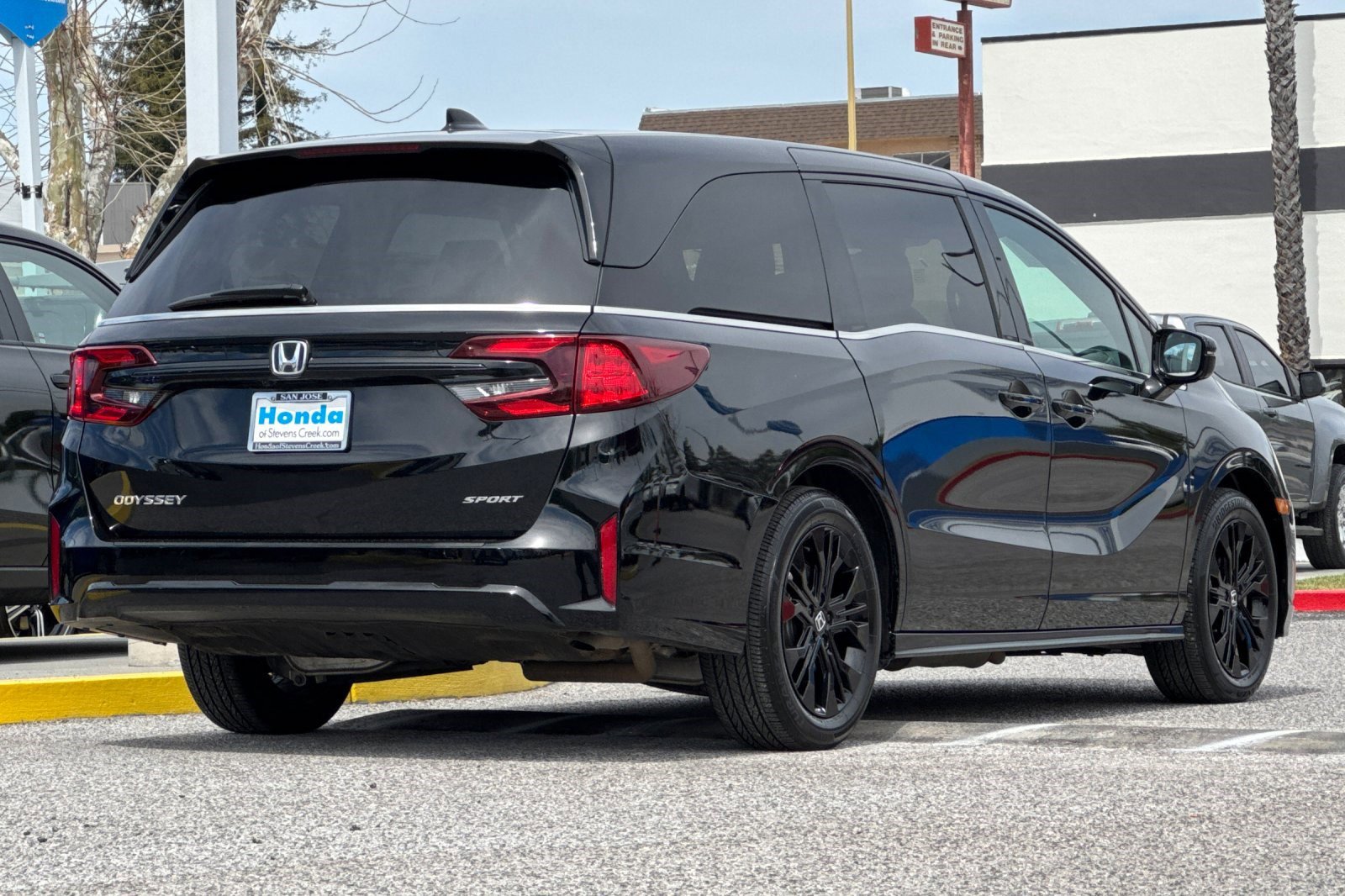 Used 2025 Honda Odyssey Sport-L image 8