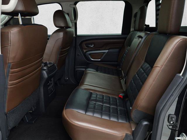 Used 2018 Nissan Titan Platinum Reserve w/ Platinum Utility Package RWD image 19