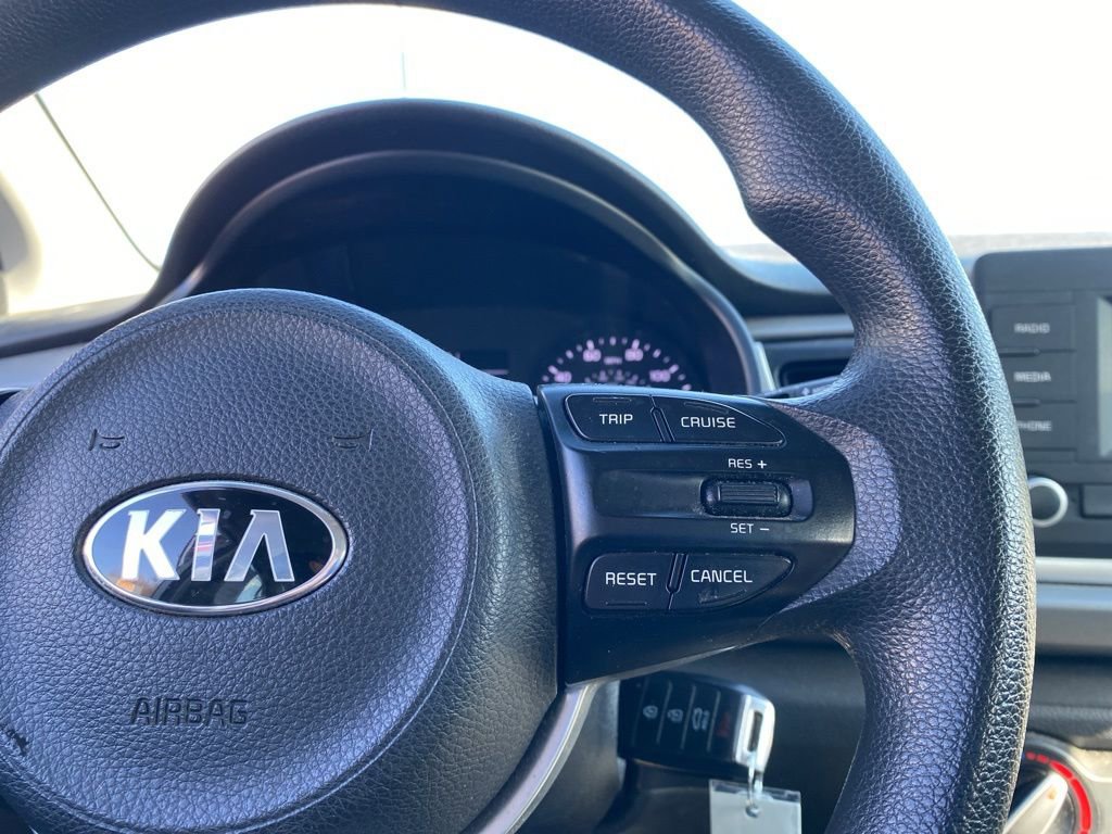 Used 2018 Kia Rio S image 9