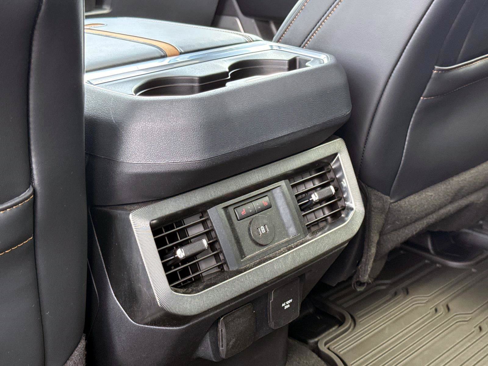 Used 2024 Ford F250 Platinum AWD/4WD image 16