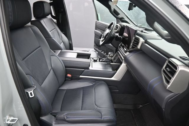 Used 2026 Toyota Sequoia Platinum AWD/4WD image 14