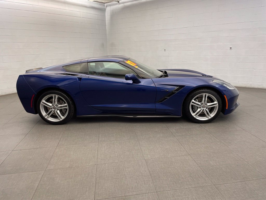 Used 2017 Chevrolet Corvette Stingray Coupe w/ 2LT Preferred Equipment Group RWD image 8