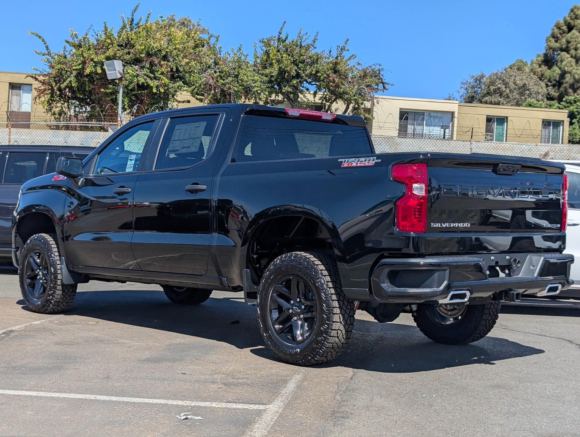 New 2026 Chevrolet Silverado 1500 Custom Trail Boss AWD/4WD image 10