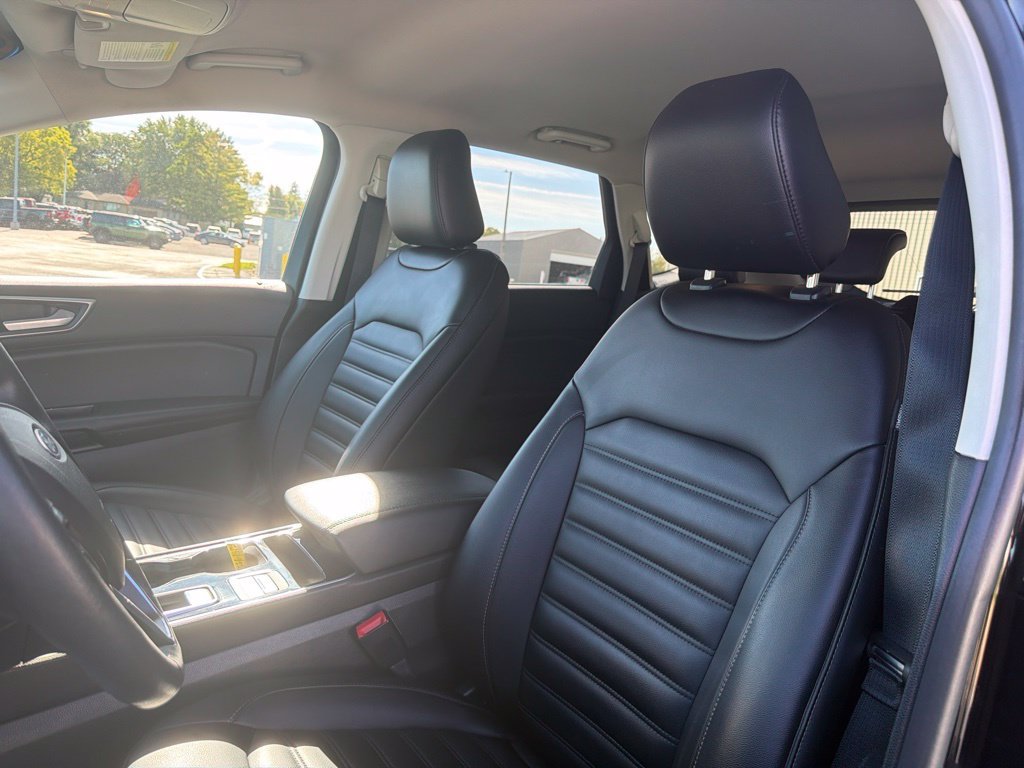 Used 2020 Ford Edge SEL w/ Convenience Package AWD/4WD image 13