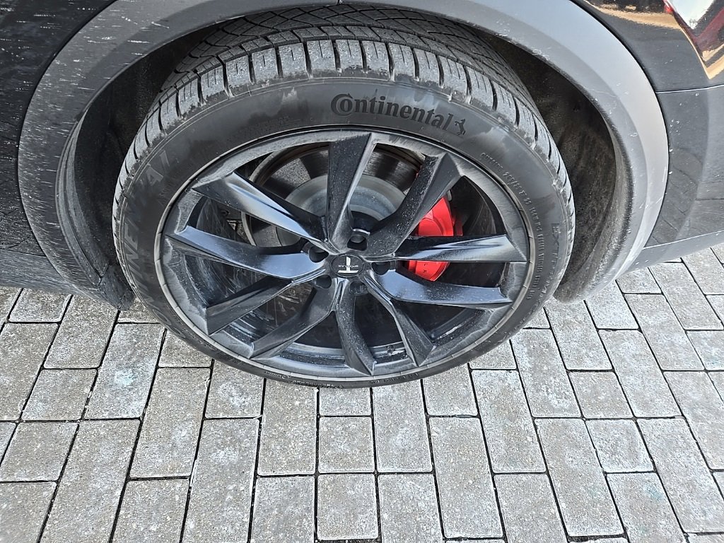 Used 2026 Tesla Model X Plaid image 9