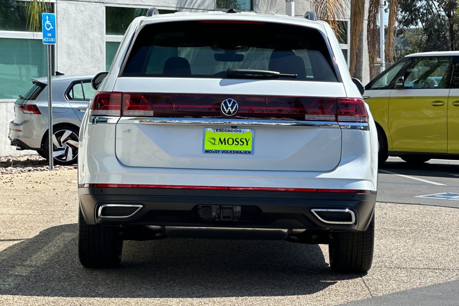 New 2026 Volkswagen Atlas SE image 5