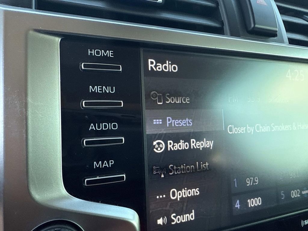 Used 2023 Toyota 4Runner SR5 Premium image 30