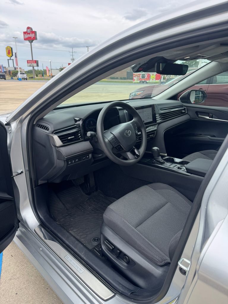 Used 2025 Toyota Camry LE w/ Convenience Package AWD/4WD image 10