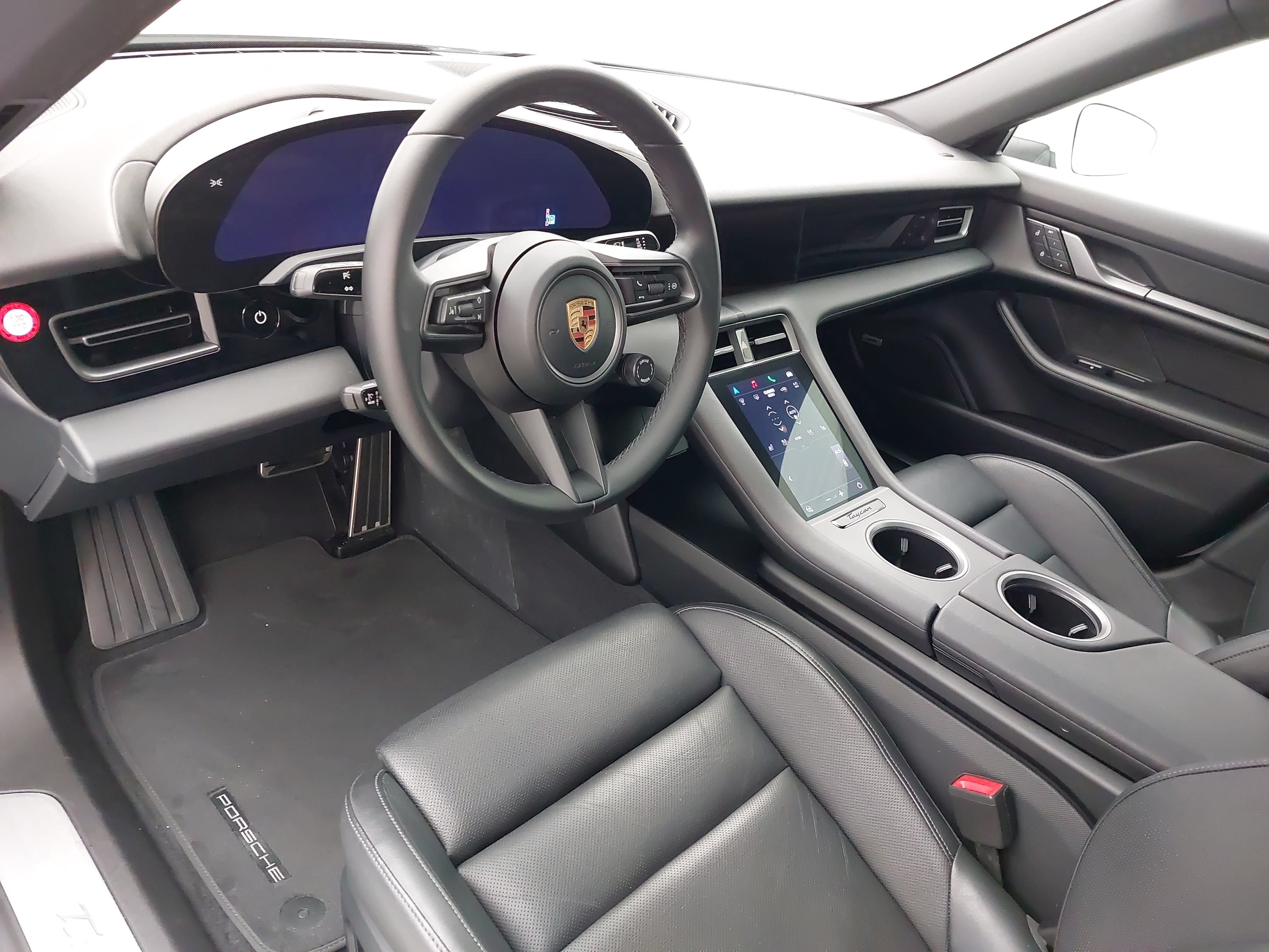 Certified 2025 Porsche Taycan RWD image 4