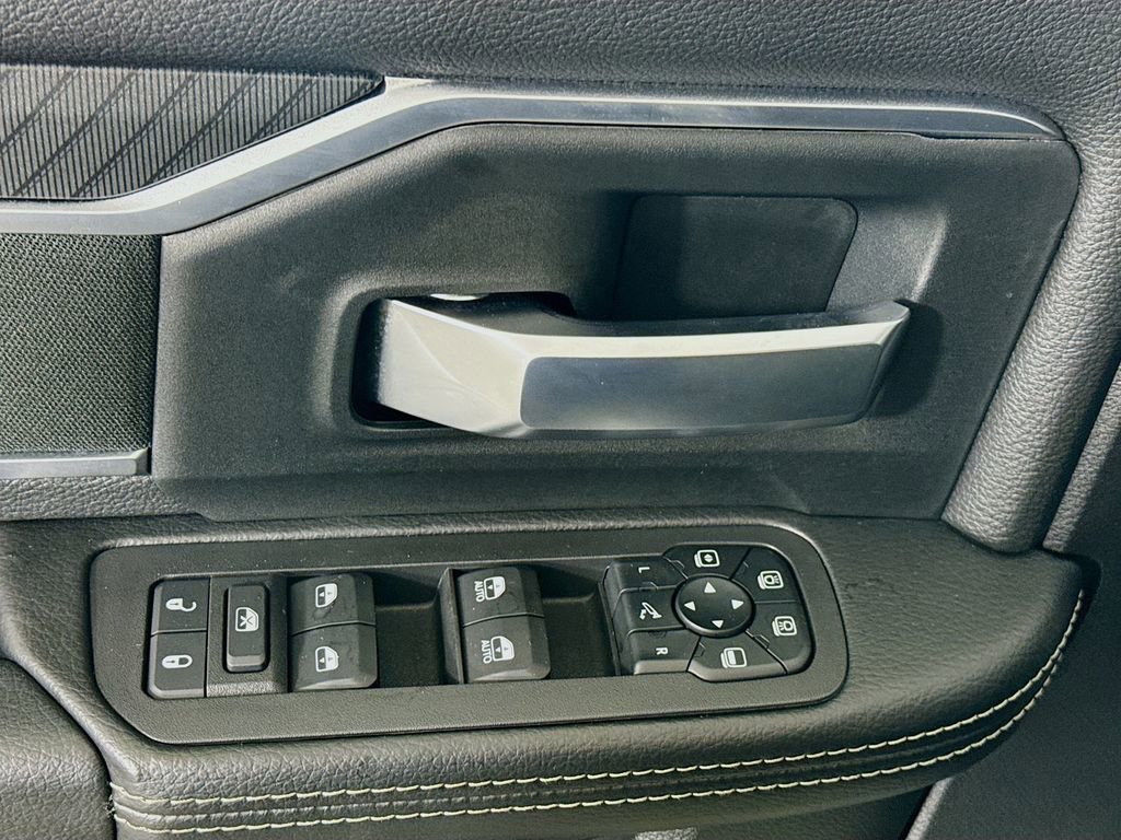 Used 2025 RAM 2500 Big Horn image 23