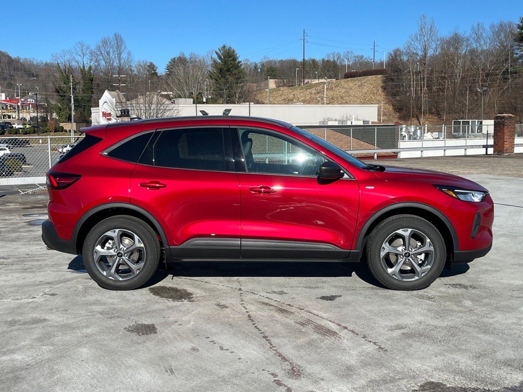 New 2026 Ford Escape ST-Line w/ Tech Pack #1 image 2