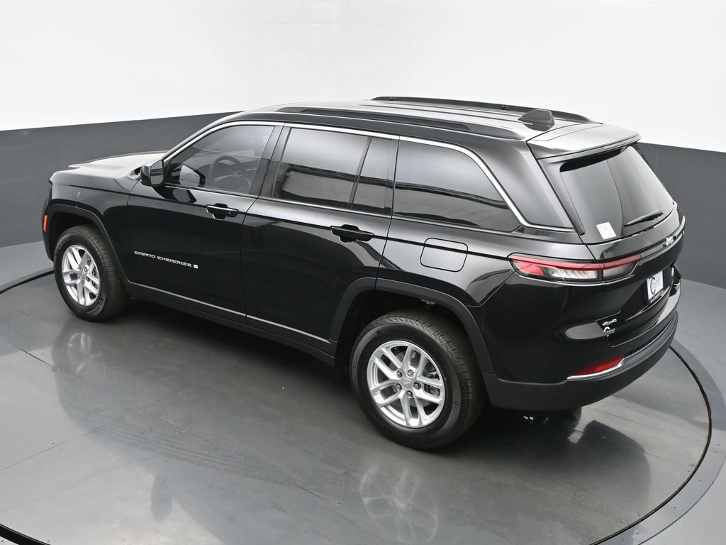 New 2025 Jeep Grand Cherokee Laredo X w/ Luxury Tech Group I image 38