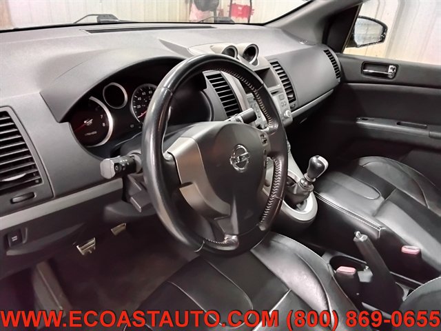 Used 2011 Nissan Sentra SE-R Spec V FWD image 11