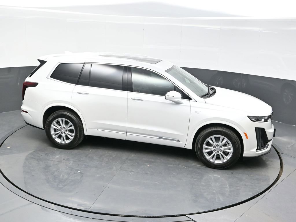 New 2025 Cadillac XT6 Luxury w/ LPO, Floor Liner Package AWD/4WD image 32