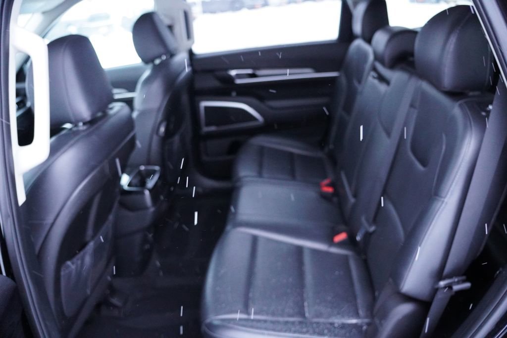 Used 2021 Kia Telluride LX image 17
