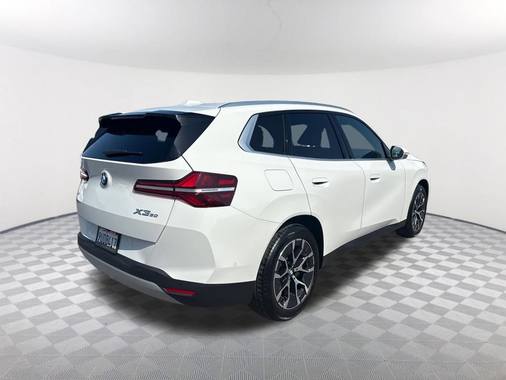 Used 2025 BMW X3 xDrive30i w/ Convenience Package AWD/4WD image 4