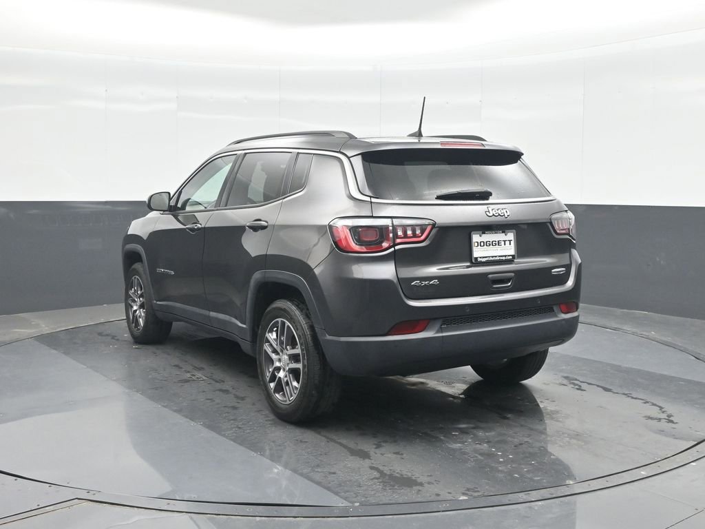 Used 2020 Jeep Compass Latitude AWD/4WD image 22