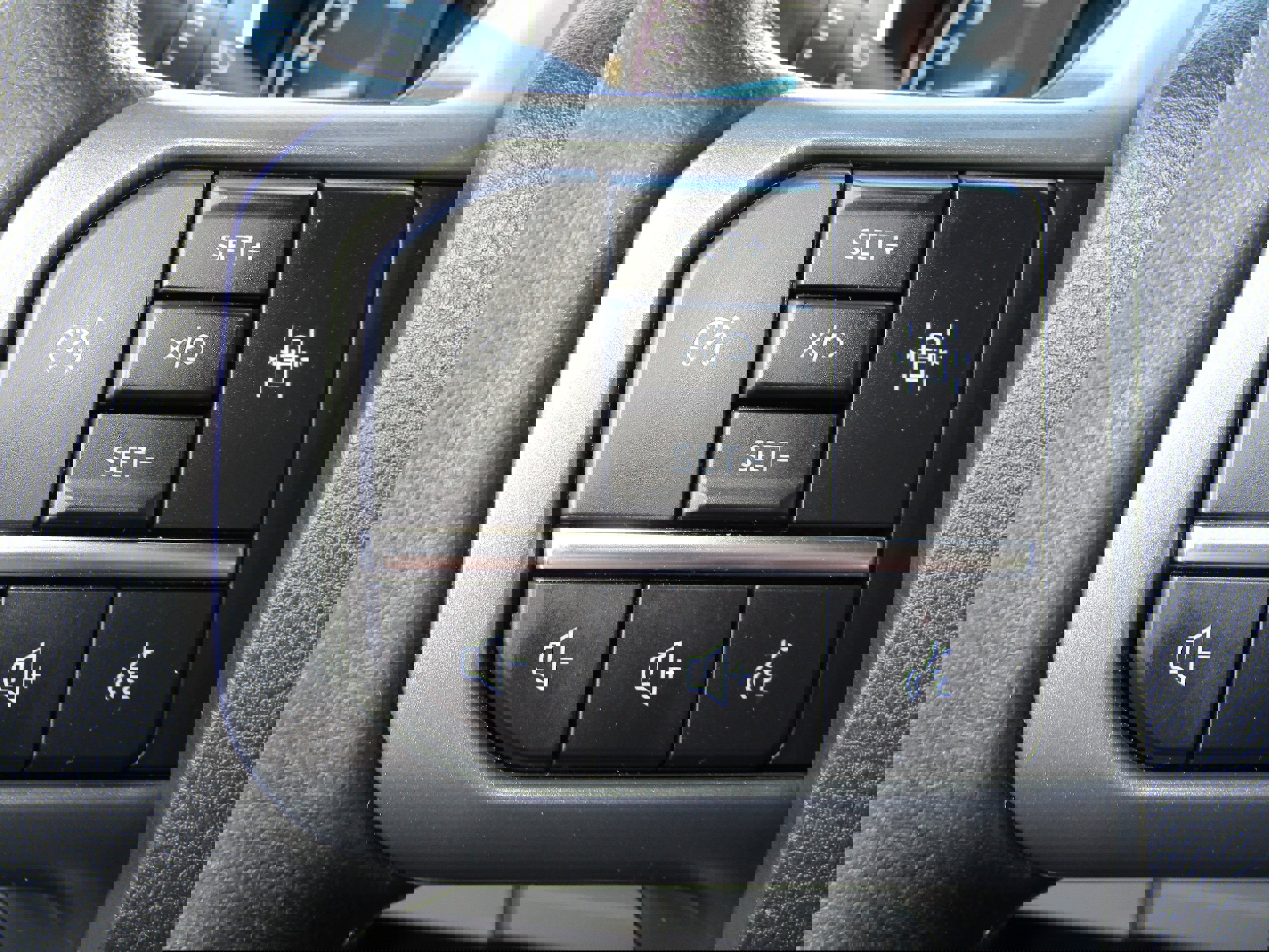 Certified 2022 Ford F150 XLT w/ Equipment Group 302A High image 28