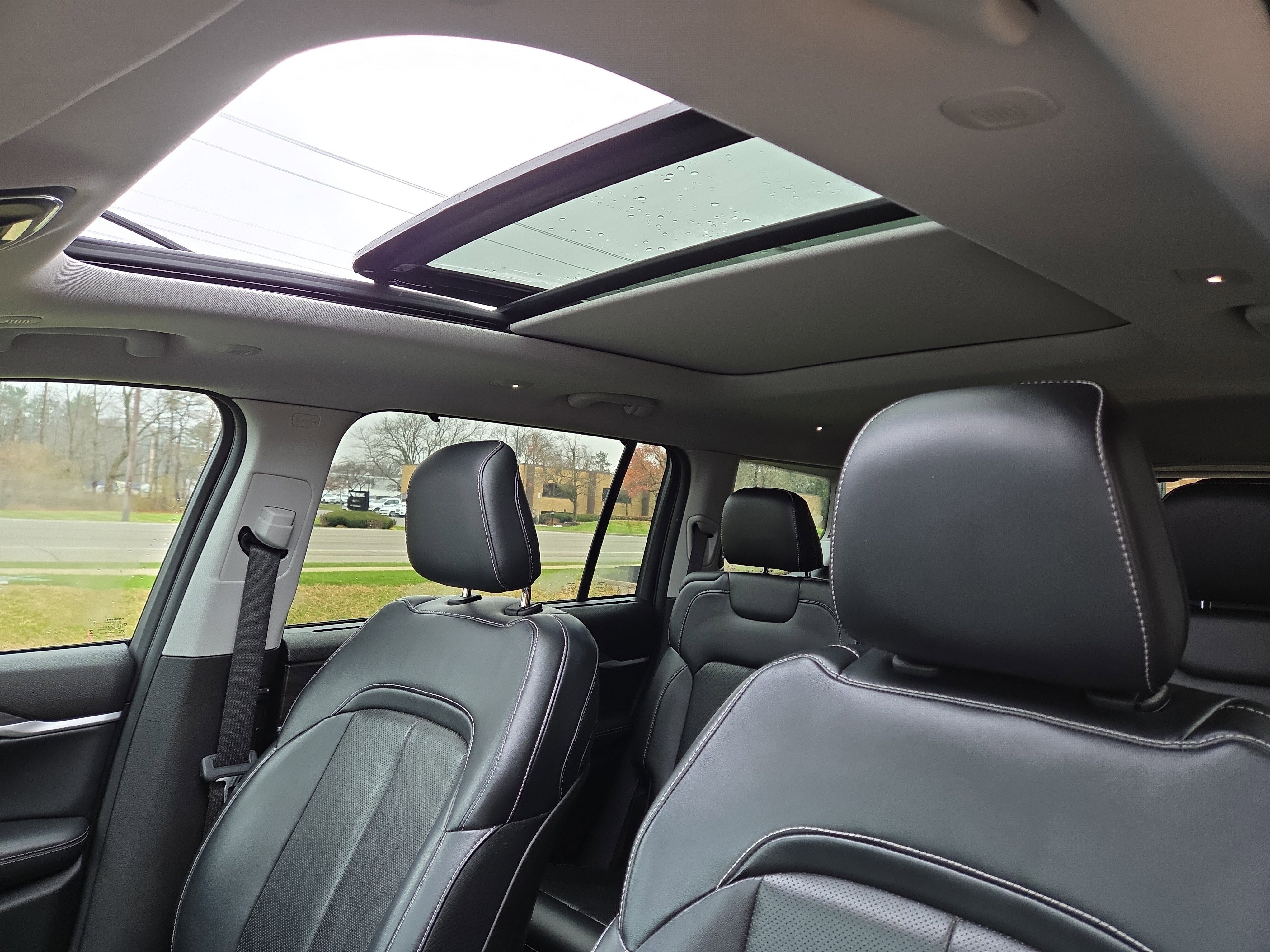 Used 2021 Jeep Grand Cherokee L Limited w/ Luxury Tech Group II image 30