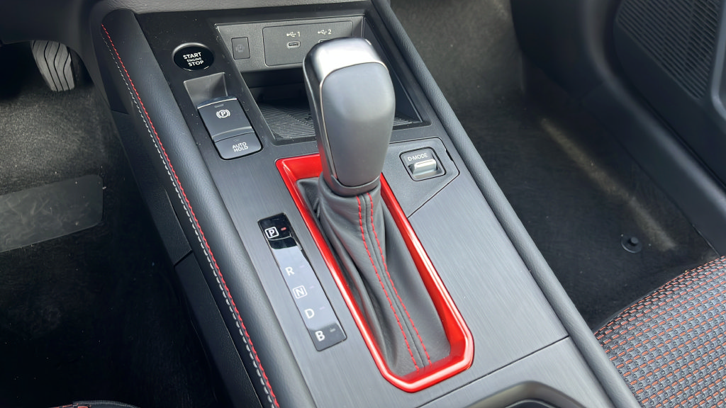 New 2026 Nissan Kicks SR AWD/4WD image 74