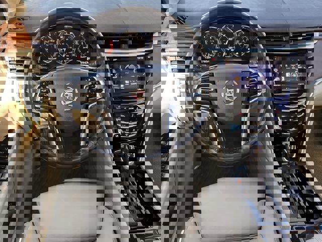 Used 2013 Cadillac XTS Premium image 12