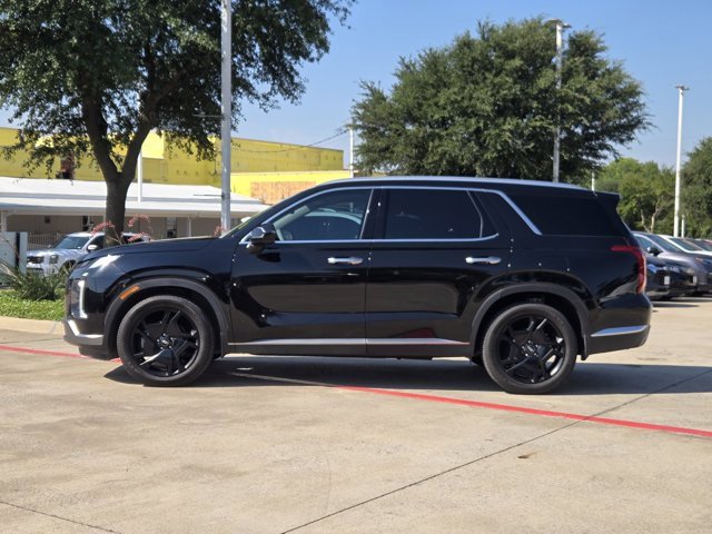 Used 2024 Hyundai Palisade Limited image 4